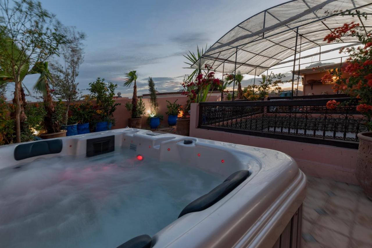 Riad Dar Merzouga Hammam & Jacuzzi Марракеш Экстерьер фото